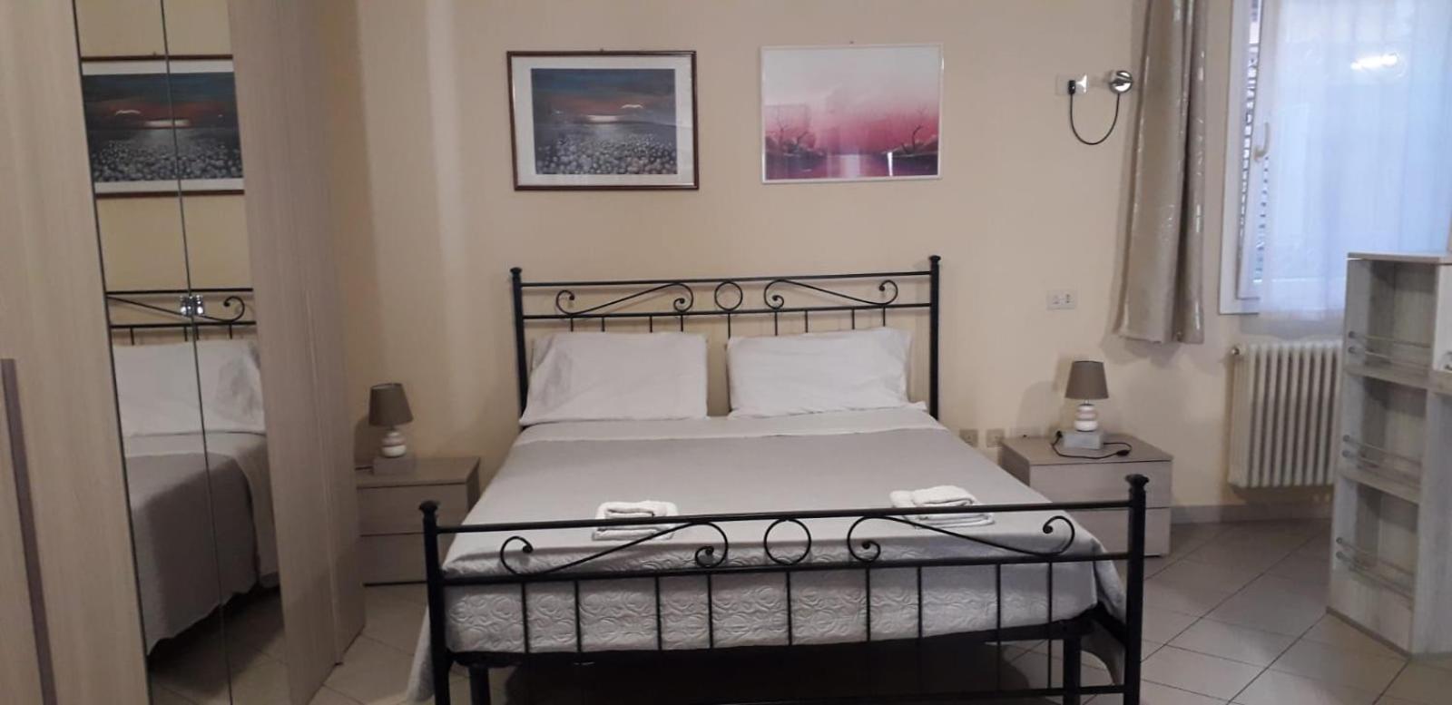 Casa Vacanze Iris, Appartamento Turistico Ravenna Exteriör bild